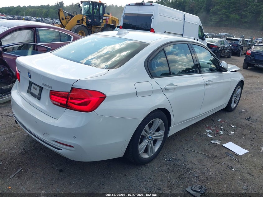 2016 BMW 3er VIN WBA8E3G5XGNT78702 IAAI salvage auction — FRONT END, Clear (Massachusetts), sold $4,650 on 2026-08-07 (photo 4)