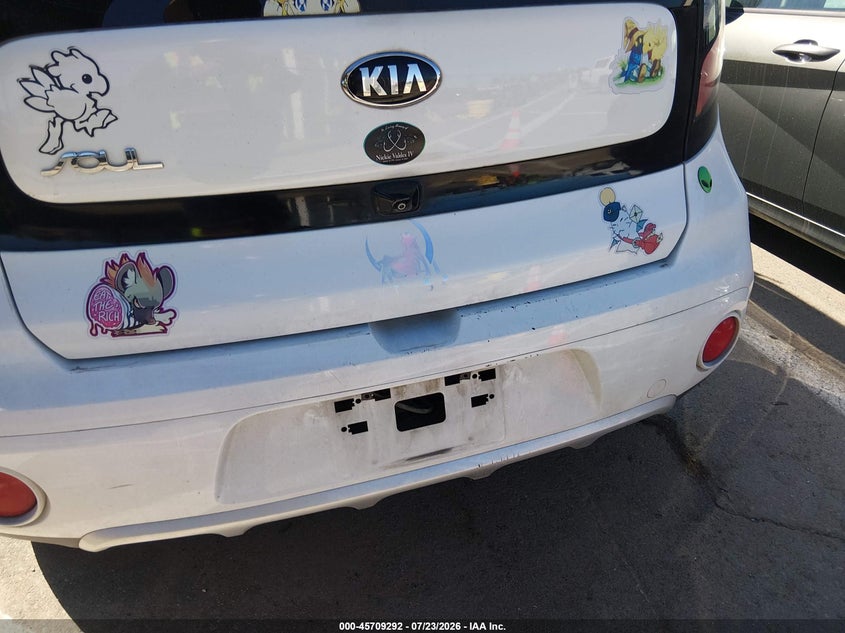 2018 Kia Soul VIN KNDJP3A52J7894927 IAAI salvage auction — NORMAL WEAR, Clear - Dealer Only (California), sold $900 on 2026-07-28 (photo 6)