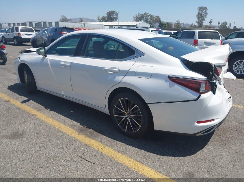 2024 Lexus ES VIN 58ADZ1B15RU179911 IAAI salvage auction — FRONT & REAR, Wait Title, sold $14,950 on 2026-08-24 (photo 3)
