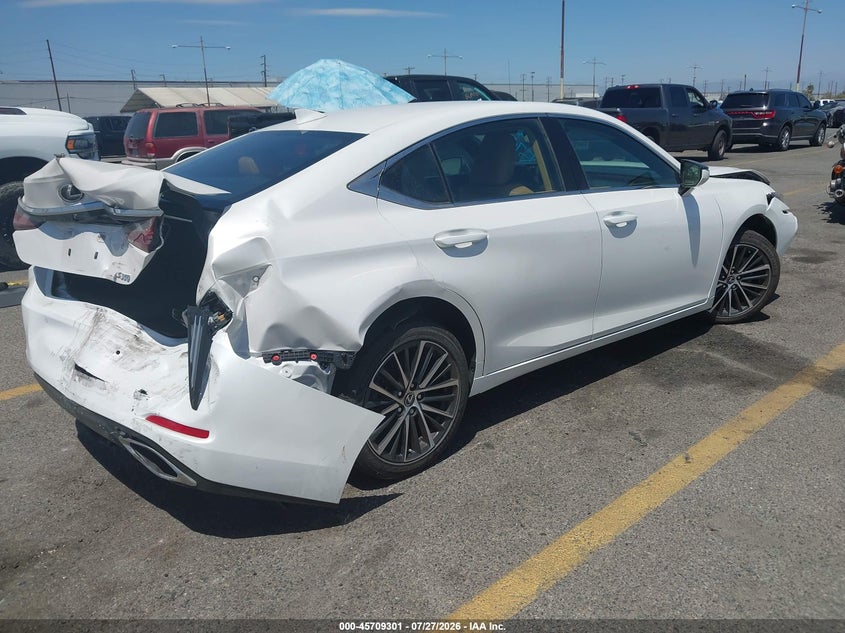 2024 Lexus ES VIN 58ADZ1B15RU179911 IAAI salvage auction — FRONT & REAR, Wait Title, sold $14,950 on 2026-08-24 (photo 4)