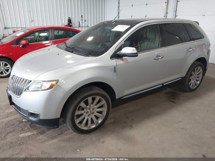 2013 Lincoln Mkx VIN 2LMDJ8JK1DBL41425 IAAI salvage auction — LEFT REAR, Wait Title, sold $1,250 on 2026-09-16 (photo 2)