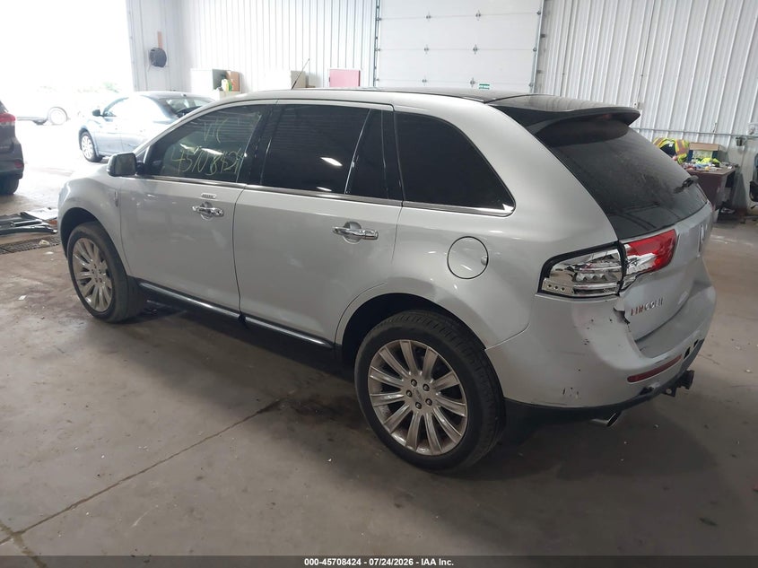2013 Lincoln Mkx VIN 2LMDJ8JK1DBL41425 IAAI salvage auction — LEFT REAR, Wait Title, sold $1,250 on 2026-09-16 (photo 3)