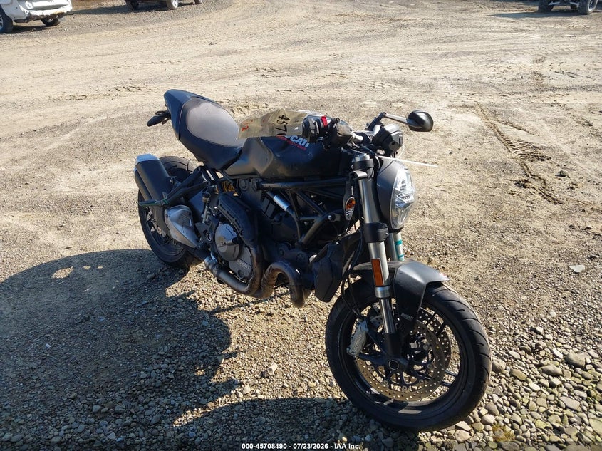 2019 Ducati Monster VIN ZDMMACLSXKB003626 IAAI salvage auction — RIGHT SIDE, Wait Title, sold $2,675 on 2026-08-12 (photo 1)