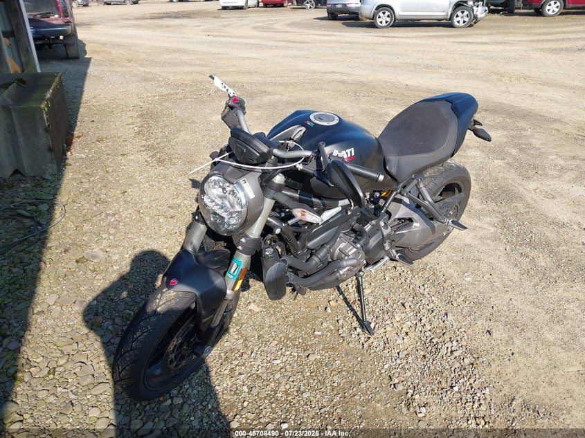 2019 Ducati Monster VIN ZDMMACLSXKB003626 IAAI salvage auction — RIGHT SIDE, Wait Title, sold $2,675 on 2026-08-12 (photo 2)