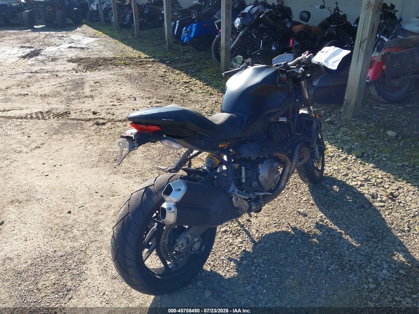 2019 Ducati Monster VIN ZDMMACLSXKB003626 IAAI salvage auction — RIGHT SIDE, Wait Title, sold $2,675 on 2026-08-12 (photo 4)
