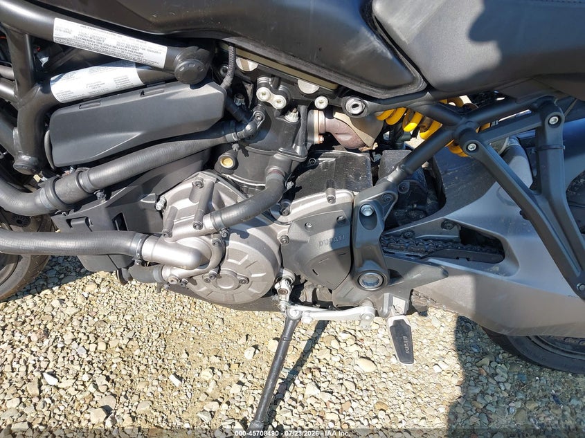 2019 Ducati Monster VIN ZDMMACLSXKB003626 IAAI salvage auction — RIGHT SIDE, Wait Title, sold $2,675 on 2026-08-12 (photo 9)