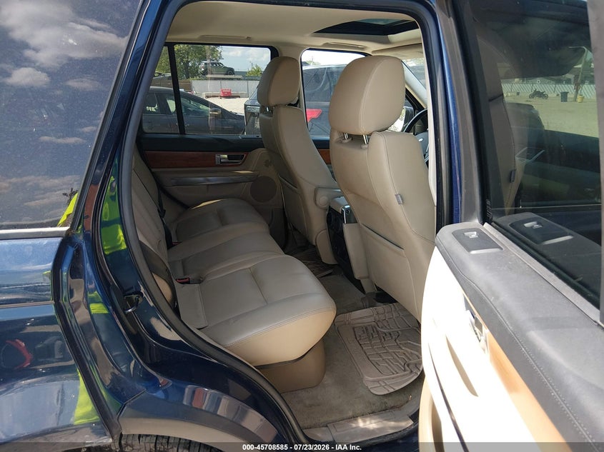 2011 Land rover Range rover sport VIN SALSF2D45BA283226 IAAI salvage auction — NORMAL WEAR, Clear (Illinois), sold $425 on 2026-07-28 (photo 8)