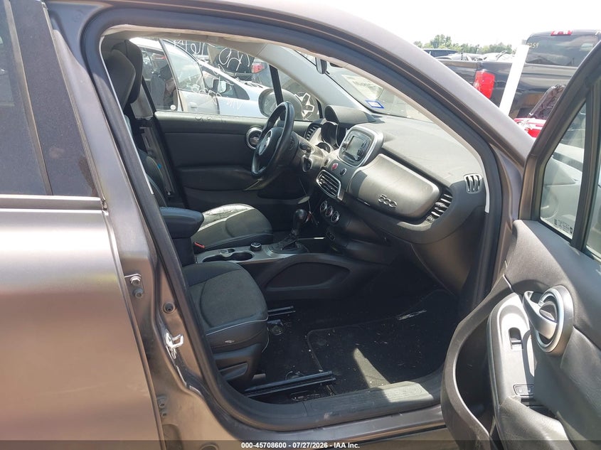 2016 Fiat 500x VIN ZFBCFXCT4GP373735 IAAI salvage auction — REAR END, Salvage (Texas), sold $600 on 2026-08-03 (photo 5)