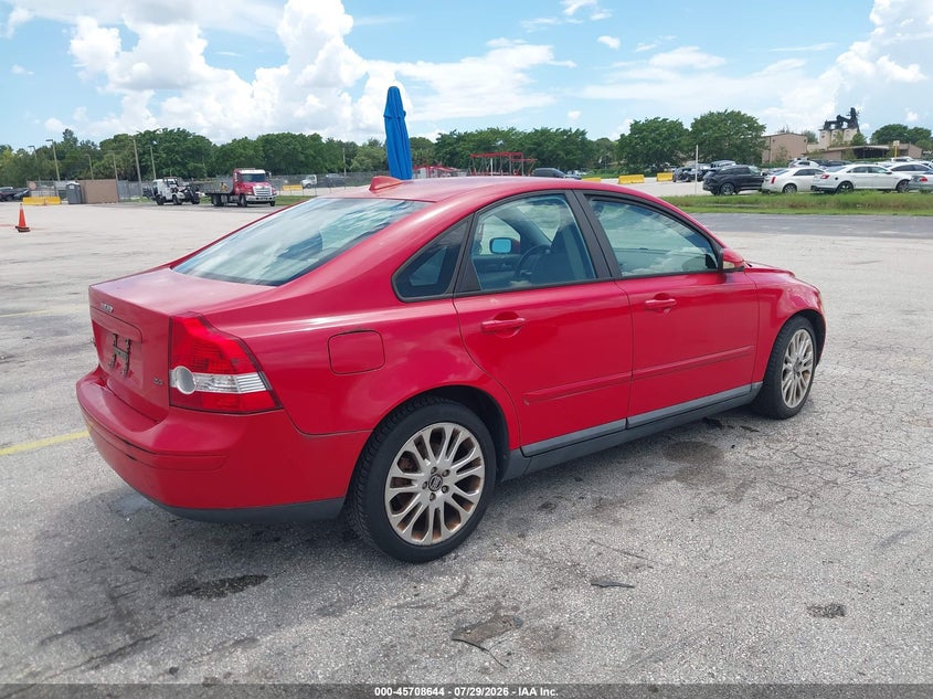 2006 Volvo S40 VIN YV1MS382262187249 IAAI salvage auction — NORMAL WEAR, Clear (Florida), sold $375 on 2026-08-06 (photo 4)