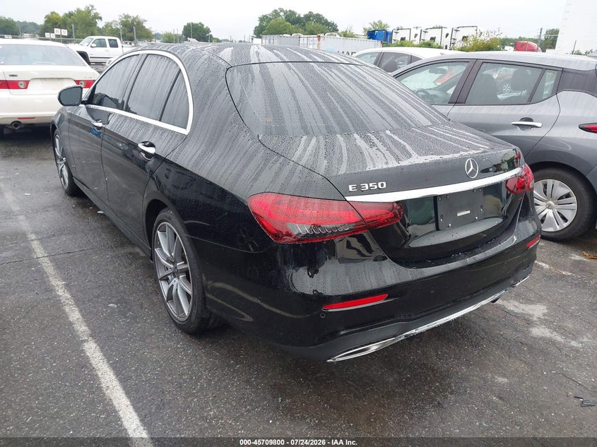 2021 Mercedes-Benz E-Class VIN W1KZF8DB0MA939770 IAAI salvage auction — Side, Salvage (North Carolina), sold $20,200 on 2026-09-23 (photo 3)