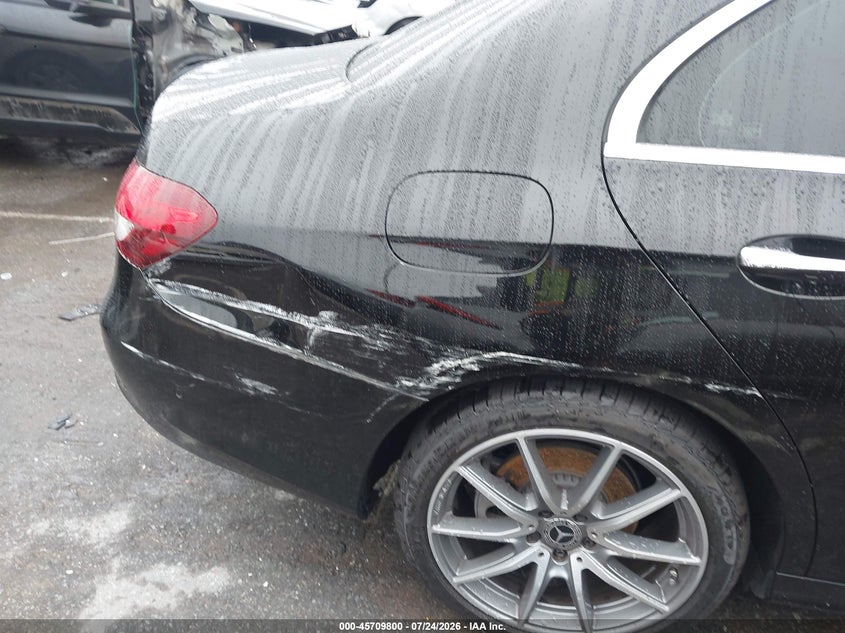 2021 Mercedes-Benz E-Class VIN W1KZF8DB0MA939770 IAAI salvage auction — Side, Salvage (North Carolina), sold $20,200 on 2026-09-23 (photo 6)