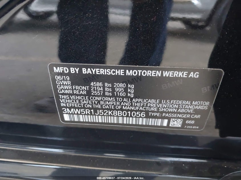 2019 BMW 3er VIN 3MW5R1J52K8B01056 IAAI salvage auction — REAR END, Salvage Title, sold $8,900 on 2026-08-03 (photo 9)