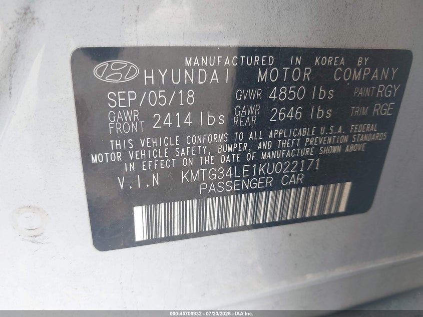 2019 Genesis G70 VIN KMTG34LE1KU022171 IAAI salvage auction — REAR END, Salvage Title, sold $5,450 on 2026-09-02 (photo 9)