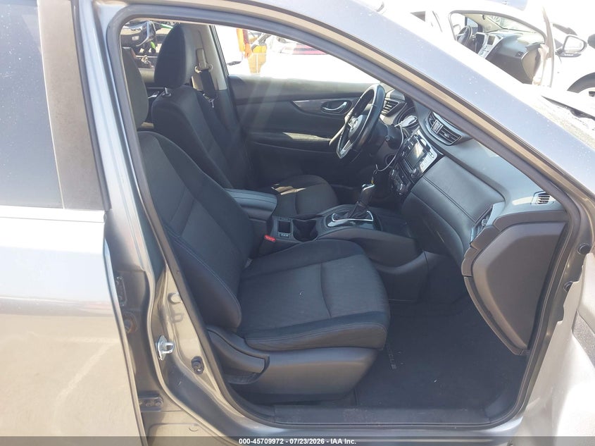 2017 Nissan Rogue VIN JN8AT2MT4HW142117 IAAI salvage auction — FRONT END, Clear - Dealer Only (California), sold $800 on 2026-07-30 (photo 5)