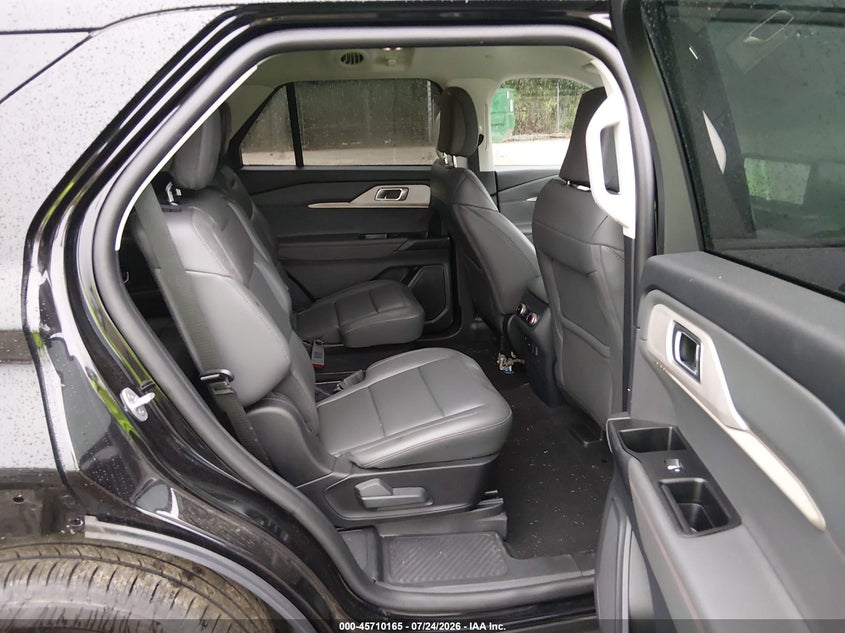 2025 Ford Explorer VIN 1FMUK7DH8SGC44540 IAAI salvage auction — REAR END, Wait Title, sold $15,900 on 2026-08-28 (photo 8)