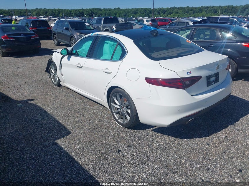 2017 Alfa romeo Giulia VIN ZARFAEDN3H7551784 IAAI salvage auction — FRONT END, Clear (Maryland), sold $1,000 on 2026-08-01 (photo 3)