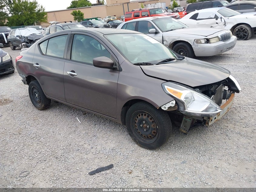 2019 Nissan Versa VIN 3N1CN7AP5KL820392 IAAI salvage auction — NORMAL WEAR, Wait Title, sold $700 on 2026-09-01 (photo 1)