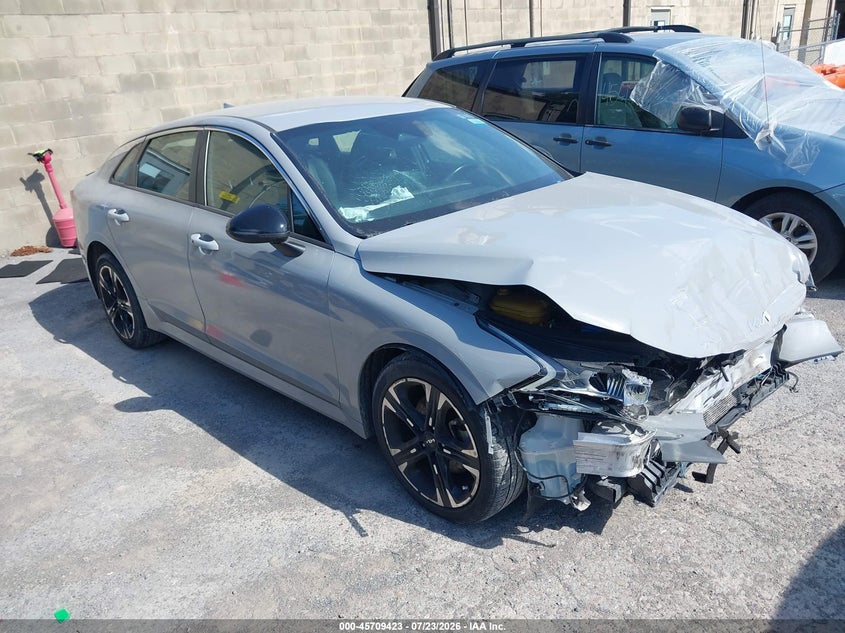 2022 Kia K5 VIN 5XXG64J25NG124548 IAAI salvage auction — FRONT END, Clear (California), sold $2,700 on 2026-07-30 (photo 1)