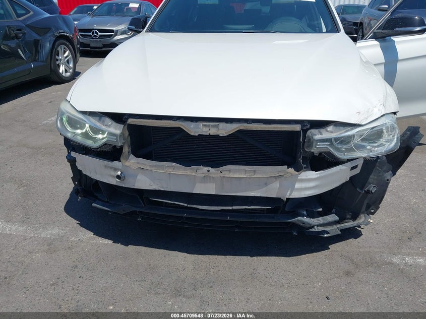 2015 BMW 3er VIN WBA3A9C52FKW74909 IAAI salvage auction — FRONT END, Salvage Title, sold $5,050 on 2026-08-06 (photo 6)