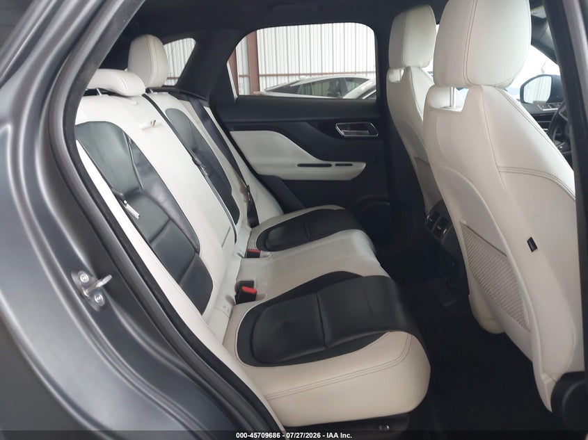 2018 Jaguar F-pace VIN SADCM2FV3JA298706 IAAI salvage auction — NORMAL WEAR, Clear (Florida), sold $825 on 2026-07-29 (photo 8)