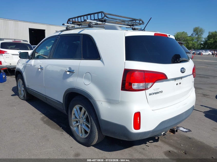 2015 Kia Sorento VIN 5XYKTDA76FG607056 IAAI salvage auction — NORMAL WEAR, Rebuilt/Restored (Utah), sold $25 on 2026-07-30 (photo 3)