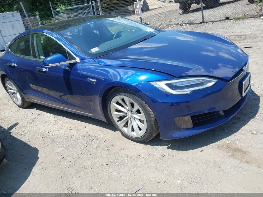 2017 Tesla Model s VIN 5YJSA1E25HF185701 — IAAI salvage auction photo