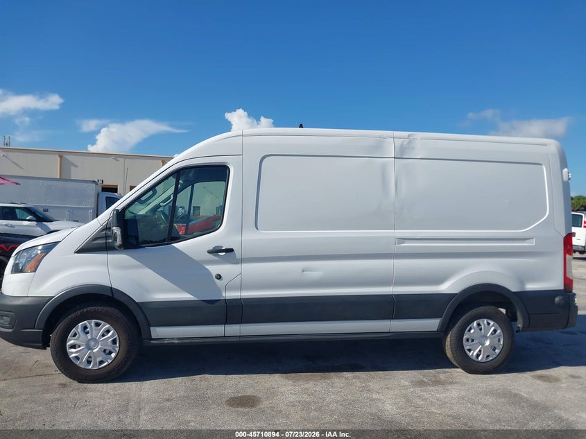 2023 Ford Transit-250 VIN 1FTBR1C81PKA70434 IAAI salvage auction — TRANSMISSION, Clear (Illinois), sold $9,950 on 2026-08-20 (photo 6)