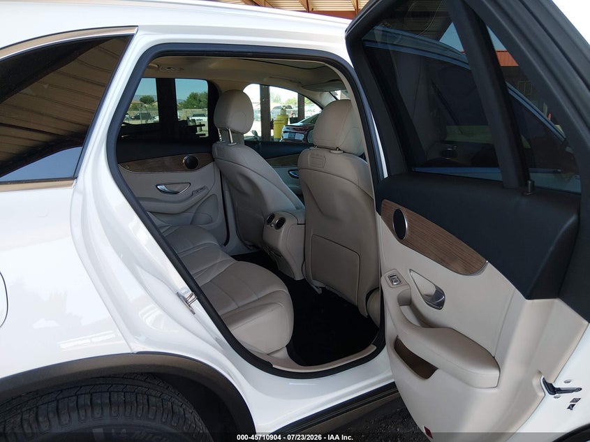 2018 Mercedes-benz Glc VIN WDC0G4KB8JV019010 IAAI salvage auction — FRONT END, Salvage Title, sold $6,700 on 2026-08-16 (photo 8)