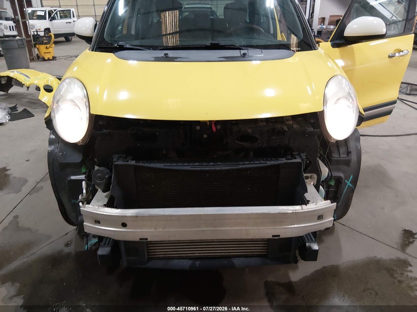 2015 Fiat 500l VIN ZFBCFADH4FZ032927 IAAI salvage auction — FRONT END, Salvage (Idaho), sold $1,625 on 2026-08-07 (photo 6)