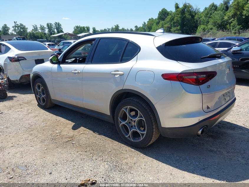 2018 Alfa romeo Stelvio VIN ZASFAKPN0J7B86661 IAAI salvage auction — FRONT END, Salvage - Greater Than 75% (Maryland), sold $4,825 on 2026-08-13 (photo 3)