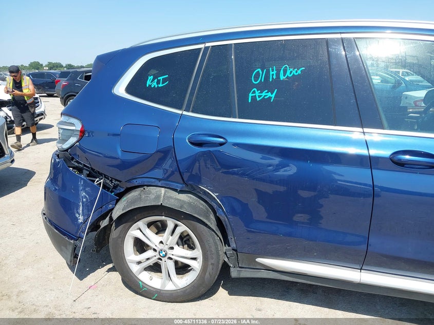 2021 BMW X3 VIN 5UXTY3C02M9E13379 IAAI salvage auction — RIGHT REAR, Wait Title, sold $10,500 on 2026-10-06 (photo 6)