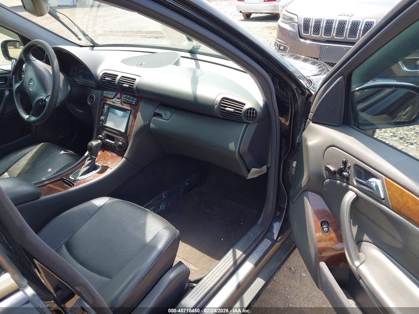 2002 Mercedes-benz C class VIN WDBRF64J52F267791 IAAI salvage auction — MECHANICAL, Clear (New York), sold $25 on 2026-07-29 (photo 5)