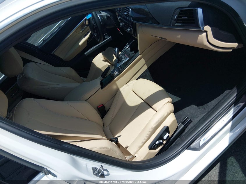 2017 BMW VIN WBA8B9G39HNU52767 IAAI salvage auction — RIGHT FRONT, Salvage Title, sold $6,300 on 2026-08-13 (photo 5)