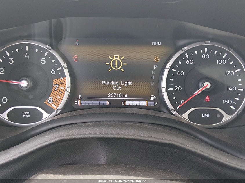 2021 Jeep Renegade VIN ZACNJDBBXMPM80960 IAAI salvage auction — SIDE, Salvage Title, sold $2,550 on 2026-08-14 (photo 7)