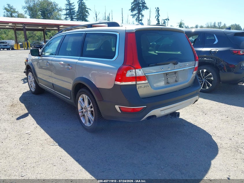 2016 Volvo Xc70 VIN YV4612NK5G1249859 IAAI salvage auction — NORMAL WEAR, Clear-Dealer Only (Oregon), sold $2,475 on 2026-08-05 (photo 3)