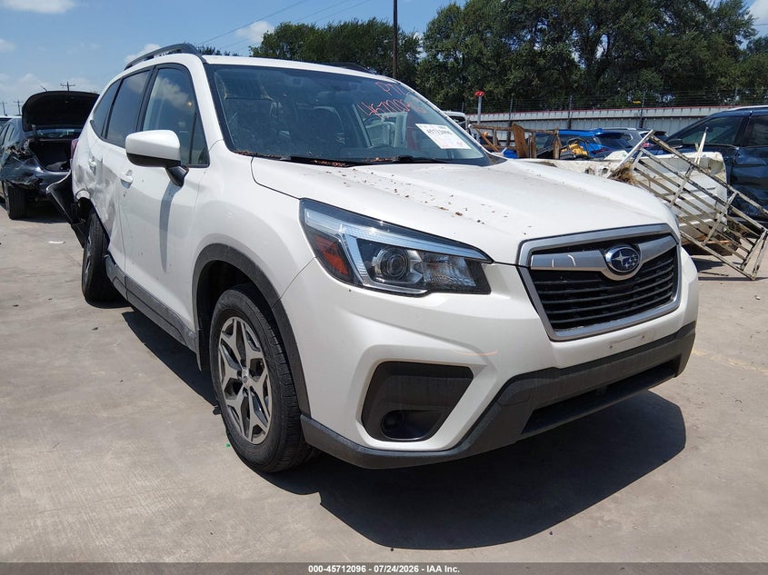 2020 Subaru Forester VIN JF2SKAJC9LH542500 IAAI salvage auction — RIGHT SIDE, Salvage Title, sold $4,650 on 2026-09-15 (photo 1)