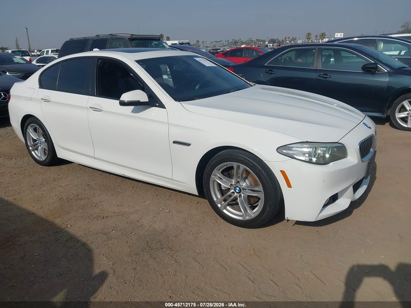 2016 BMW 5er VIN WBA5A5C55GD526907 IAAI salvage auction — LEFT SIDE, Salvage (California), sold $4,550 on 2026-08-10 (photo 1)