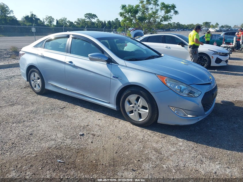 2011 Hyundai Sonata hybrid VIN KMHEC4A4XBA001509 IAAI salvage auction — NORMAL WEAR, Repossession Paperwork (Georgia), sold $25 on 2026-07-30 (photo 1)
