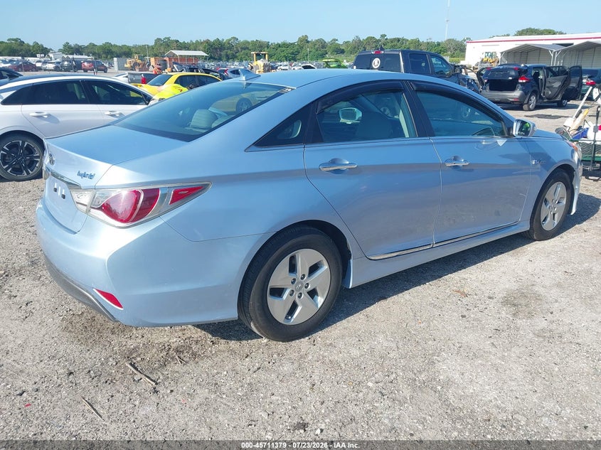 2011 Hyundai Sonata hybrid VIN KMHEC4A4XBA001509 IAAI salvage auction — NORMAL WEAR, Repossession Paperwork (Georgia), sold $25 on 2026-07-30 (photo 4)
