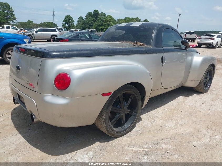 2005 Chevrolet Ssr VIN 1GCES14H15B115322 IAAI salvage auction — FRONT & REAR, Original (Texas), sold $9,875 on 2026-09-17 (photo 4)