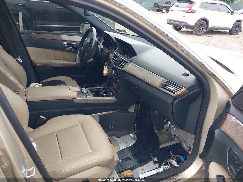 2011 Mercedes-benz E-class VIN WDDHF8HB0BA437571 IAAI salvage auction — ELECTRICAL, Salvage (Pennsylvania), sold $1,100 on 2026-08-10 (photo 5)