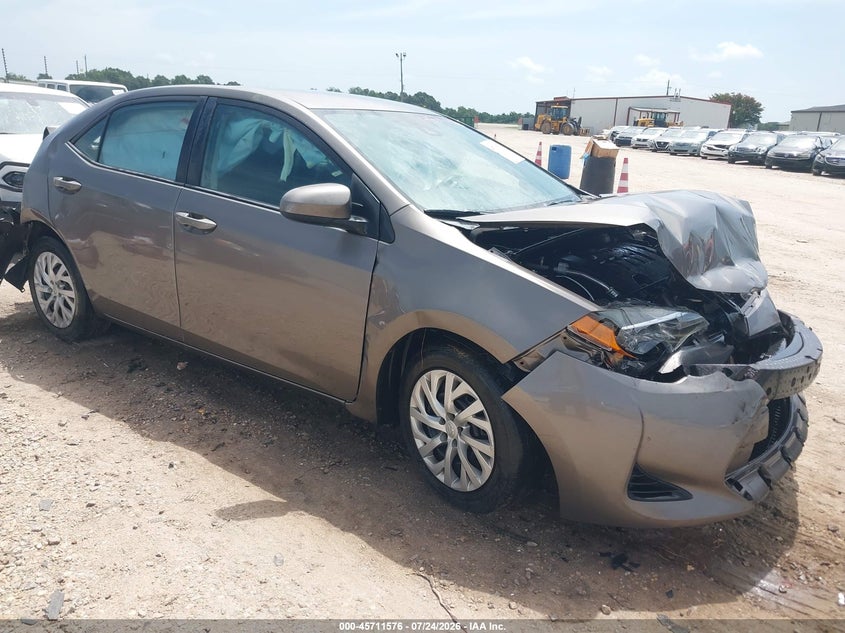 2018 Toyota Corolla VIN 2T1BURHE3JC061450 IAAI salvage auction — FRONT & REAR, Wait Title, sold $775 on 2026-08-27 (photo 1)