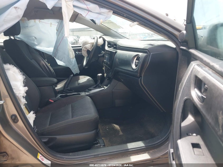 2018 Toyota Corolla VIN 2T1BURHE3JC061450 IAAI salvage auction — FRONT & REAR, Wait Title, sold $775 on 2026-08-27 (photo 5)