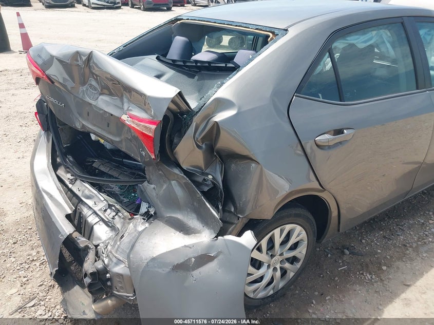 2018 Toyota Corolla VIN 2T1BURHE3JC061450 IAAI salvage auction — FRONT & REAR, Wait Title, sold $775 on 2026-08-27 (photo 6)