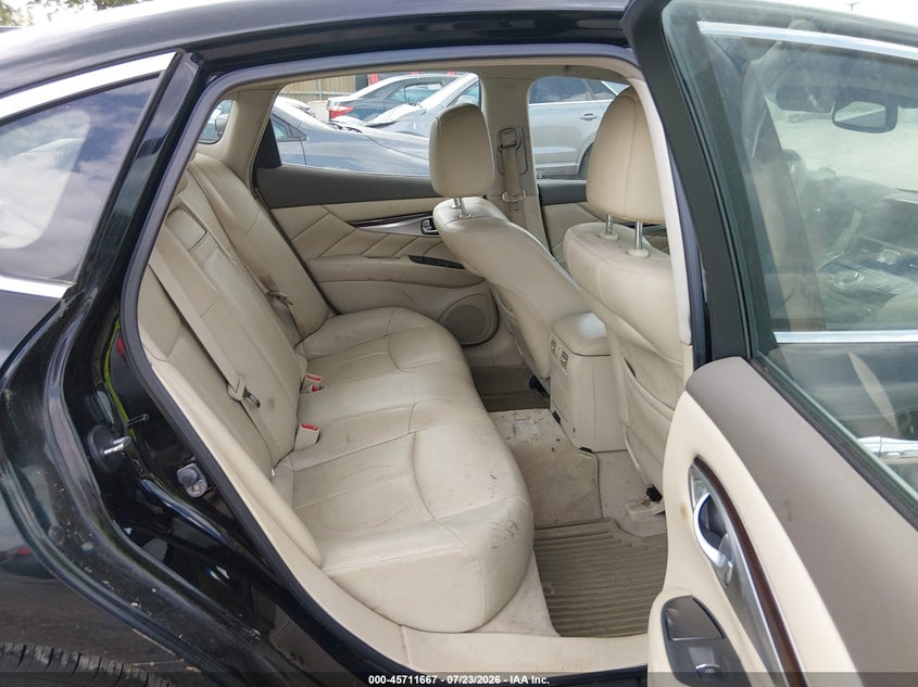 2011 Infiniti M37 VIN JN1BY1AR4BM376347 IAAI salvage auction — NORMAL WEAR, Clear (Illinois), sold $475 on 2026-07-28 (photo 8)
