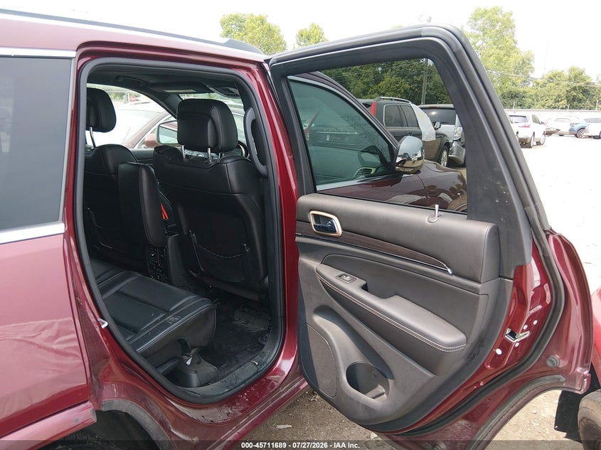 2017 Jeep Grand cherokee VIN 1C4RJFCG3HC644991 IAAI salvage auction — WATER/FLOOD, Salvage (Ohio), sold $3,250 on 2026-08-01 (photo 8)