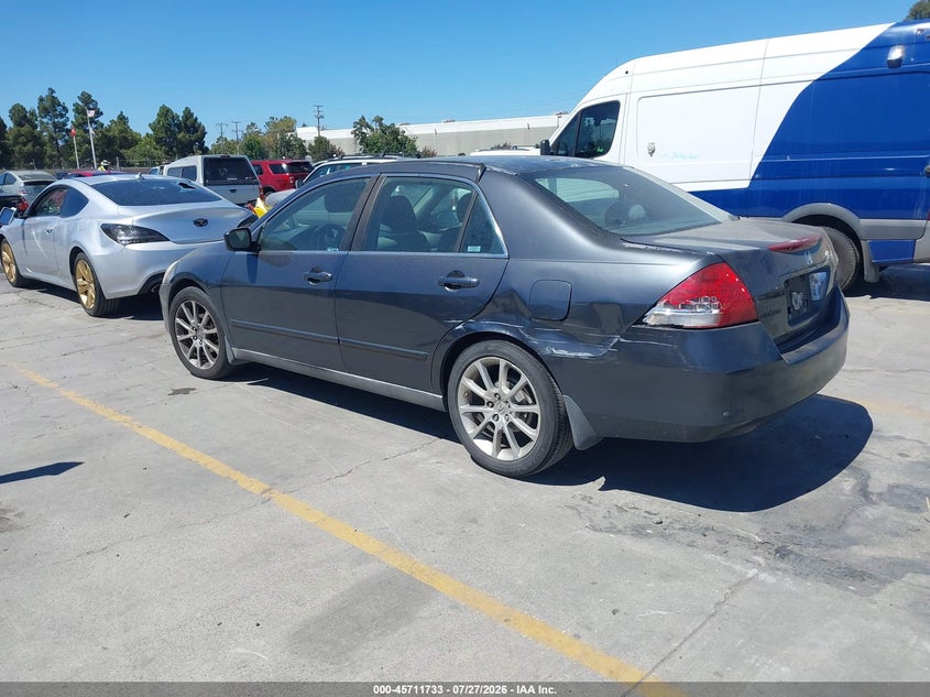 2007 Honda Accord VIN 1HGCM56407A222083 IAAI salvage auction — REAR END, Salvage (California), sold $825 on 2026-08-03 (photo 3)