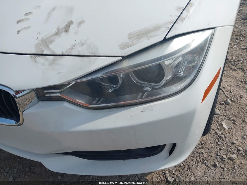 2015 BMW 3 series VIN WBA3C3G56FNS76232 IAAI salvage auction — NORMAL WEAR, Clear (Pennsylvania), sold $1,025 on 2026-08-04 (photo 6)