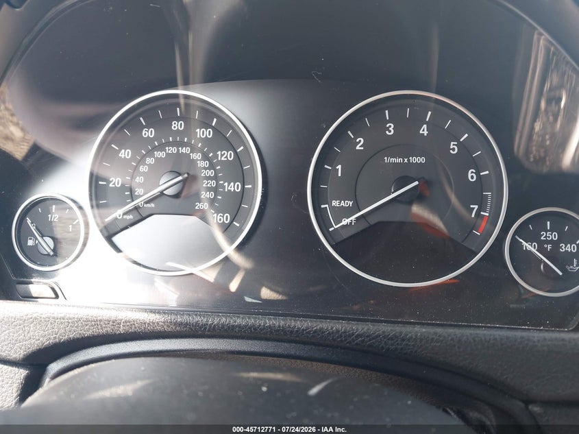 2015 BMW 3 series VIN WBA3C3G56FNS76232 IAAI salvage auction — NORMAL WEAR, Clear (Pennsylvania), sold $1,025 on 2026-08-04 (photo 7)