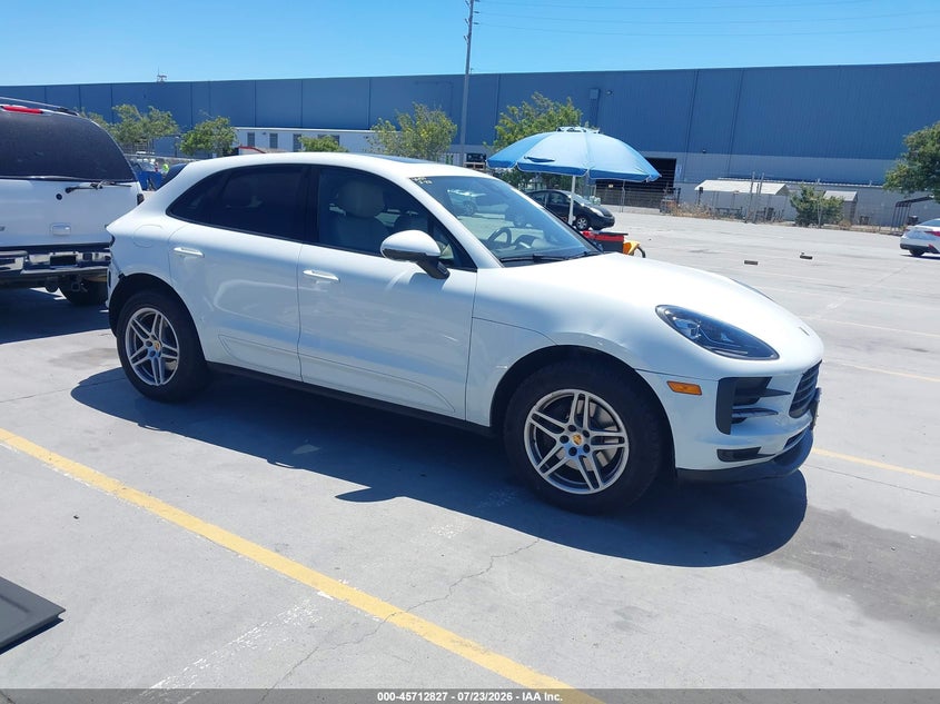 2019 Porsche Macan VIN WP1AA2A58KLB05277 — IAAI salvage auction photo